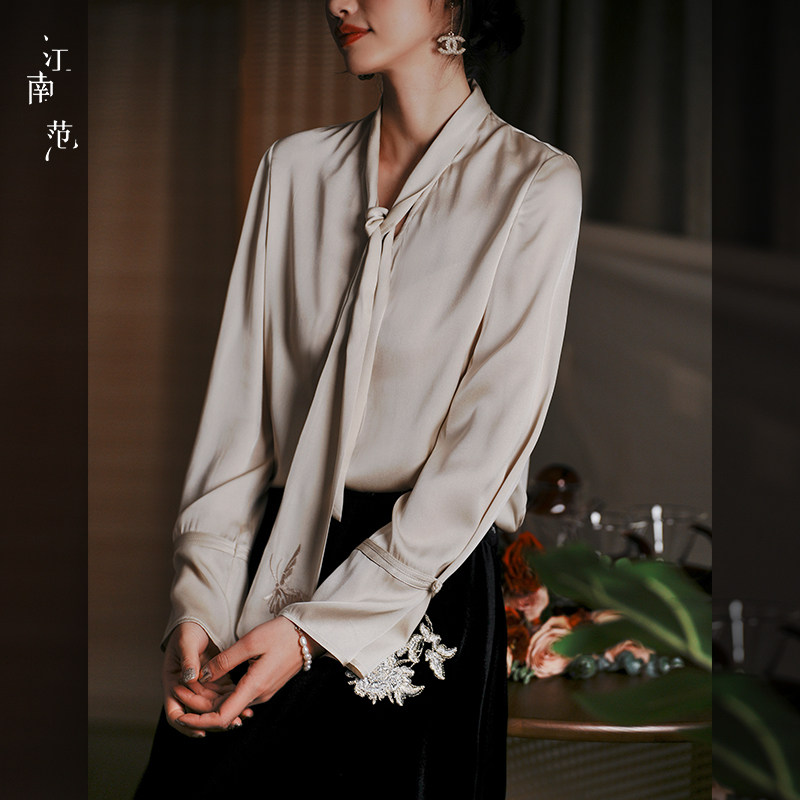 江南范气质改良新中式V领系带汉服上衣职场上班可穿中式小衫2024