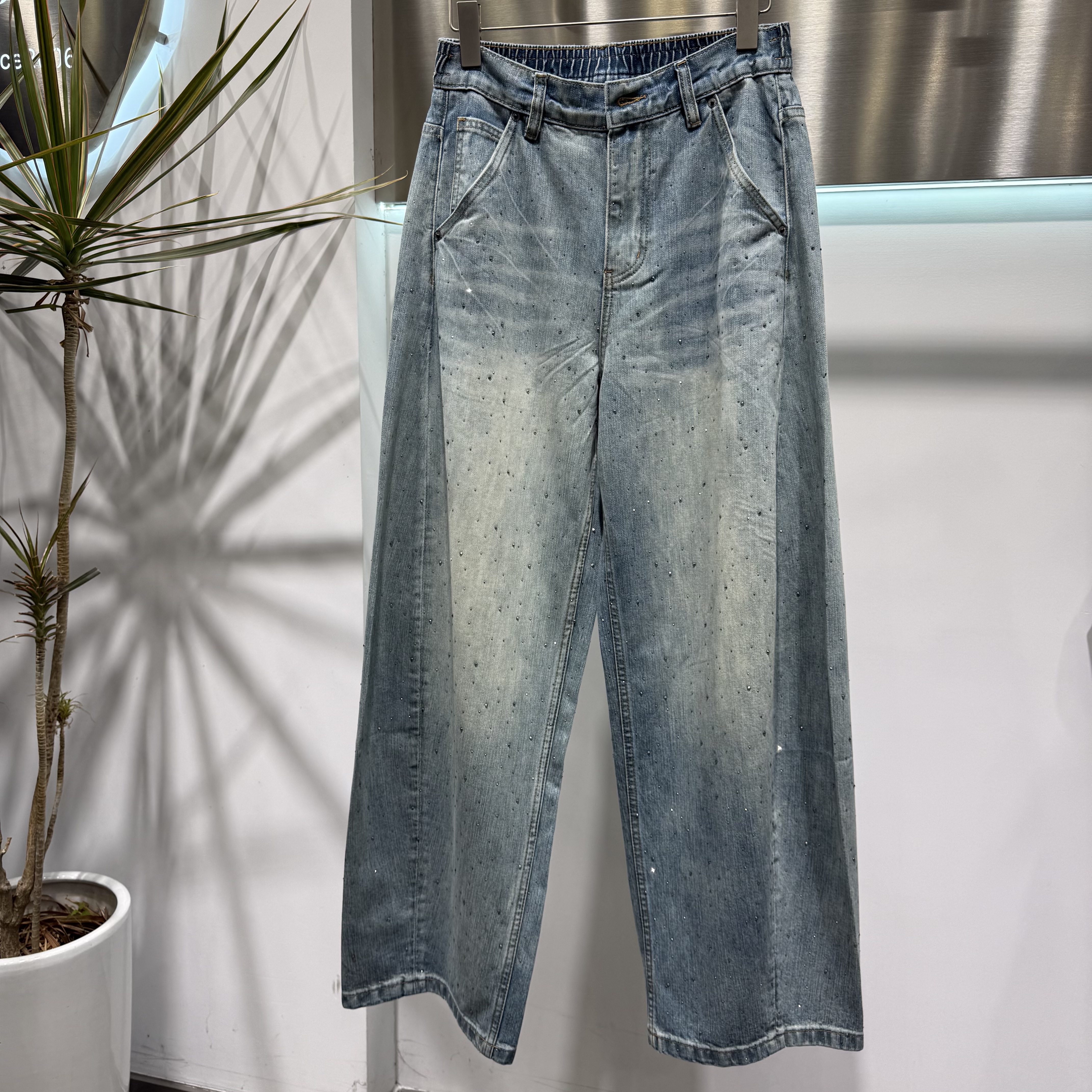 2026新款春装钻钻裤烫钻牛仔裤男阔腿直筒裤时尚百搭裤子