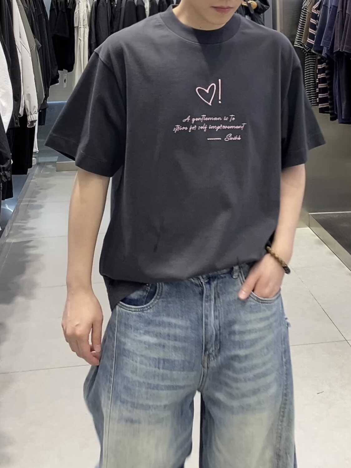 2026新款春装圆领短袖T恤男半袖上衣时尚百搭休闲宽松短袖