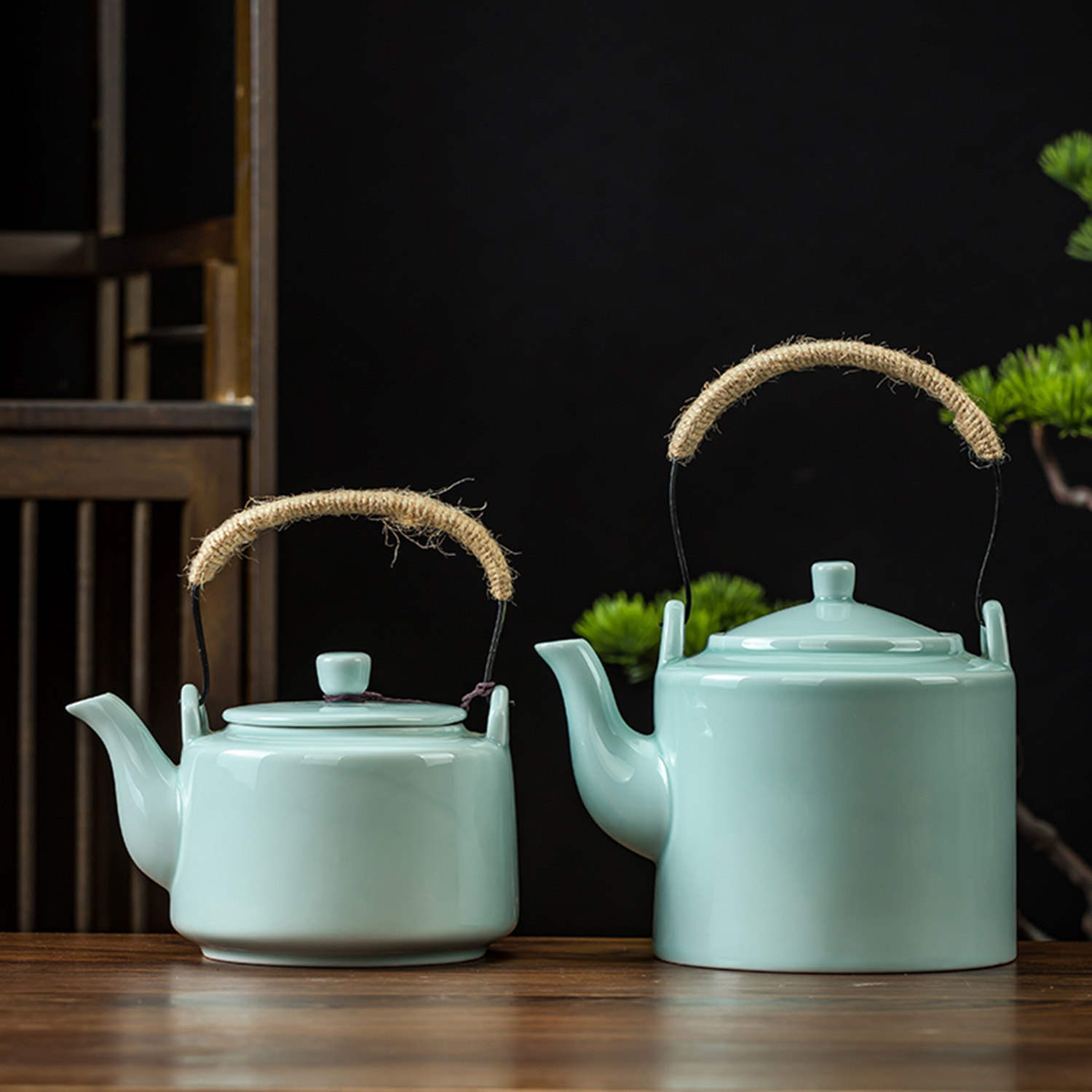 青瓷提梁中式大容量茶壶图片