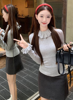 灰色半高领荷叶边针织打底衫女秋冬高级感外穿超好看修身内搭上衣