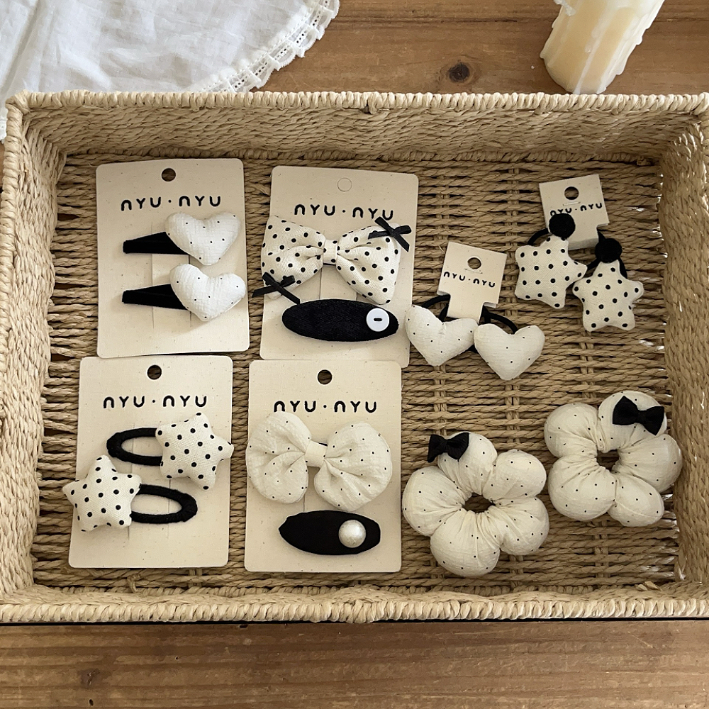 韩女孩黑白波点大肠花朵套圈女童简约爱心BB夹儿童星星刘海夹发圈