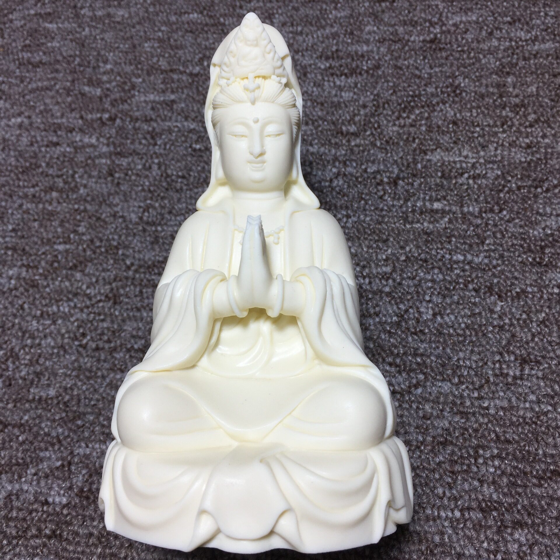 象牙果雕刻坐禅合手观音菩萨神像13*3*7cm家居客厅桌面工艺品摆件