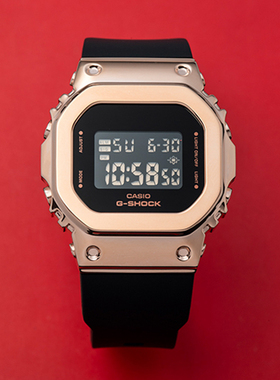 卡西欧40周年限定 G-SHOCK限定金属小方块手表女 GM-S5600 GM5600