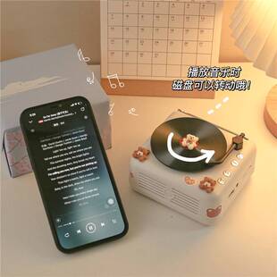 无线蓝牙音箱小型黑胶唱片机迷你复古音响高音质送男生日礼物女生