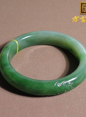 美美哒俄料老坑料菠菜绿碧玉巧雕