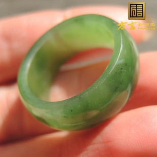 美美哒方言和田玉俄罗斯老坑菠菜绿碧玉正品18.6mm内径戒指指环O