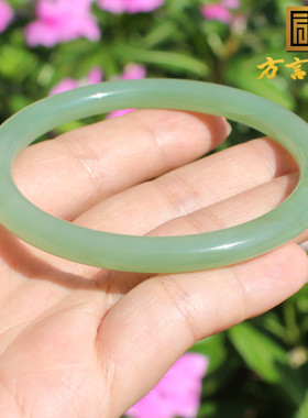 内部价方言和田玉俄罗斯夹层料细润碧玉粉青带猫眼57mm细条手镯A6