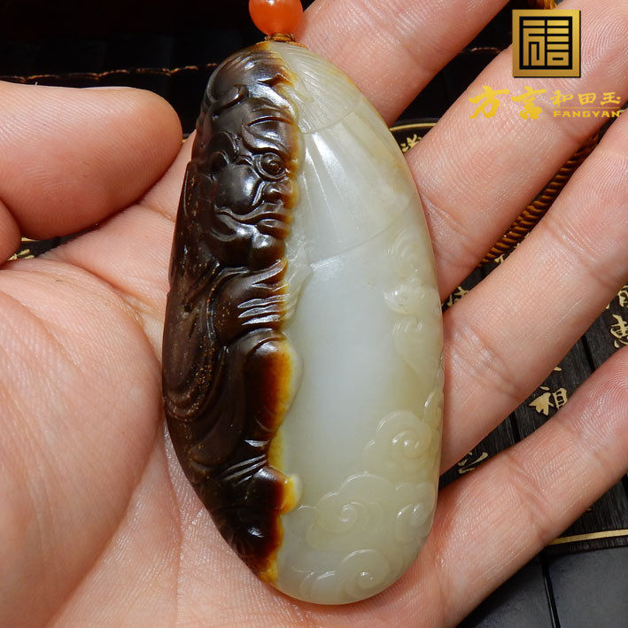 秒杀价方言品牌和田玉特惠精品自然黑皮白玉籽料钟馗纳福手把件F