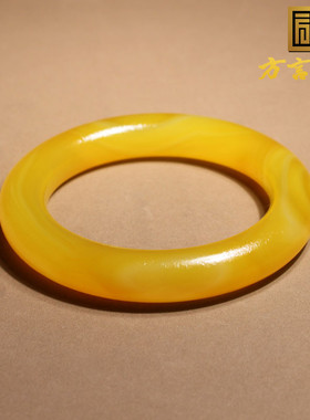 方言和田玉玛瑙鸡油黄圆条手镯