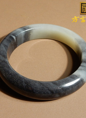 新疆青花聚墨黑白分明56mm手镯