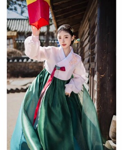韩服女朝鲜族延吉旅拍网红少数民族风传统宫廷舞台演出服高端新款