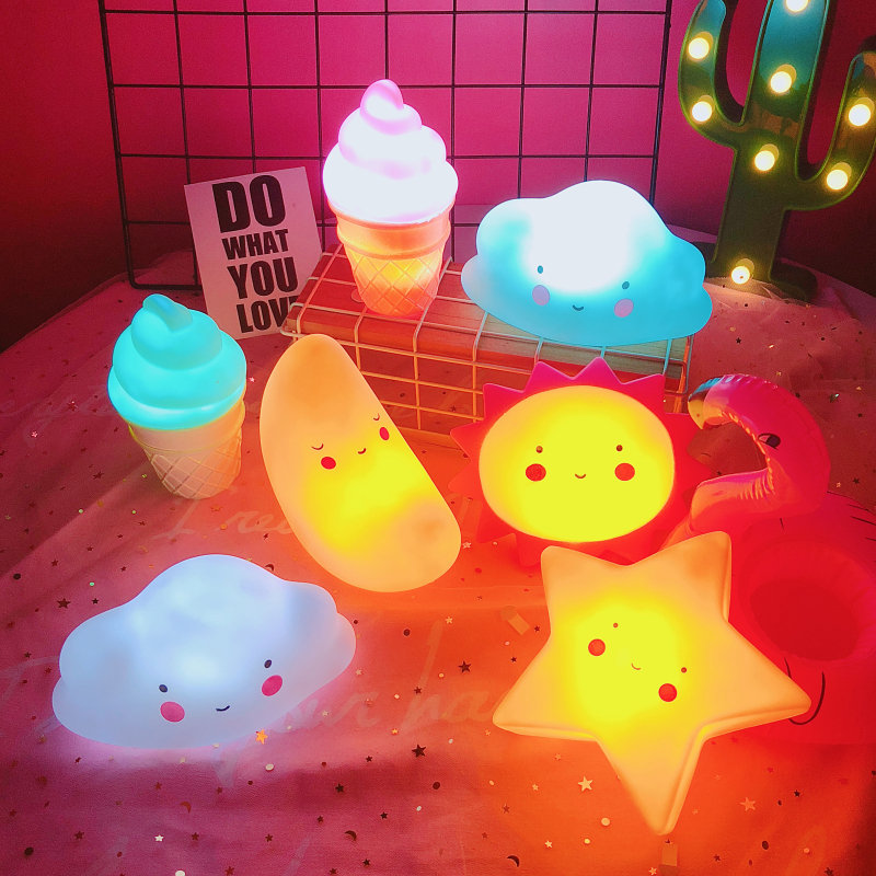 少女心小夜燈創意夢幻星星月亮硅膠網紅ins臥室床頭房間裝飾臺燈