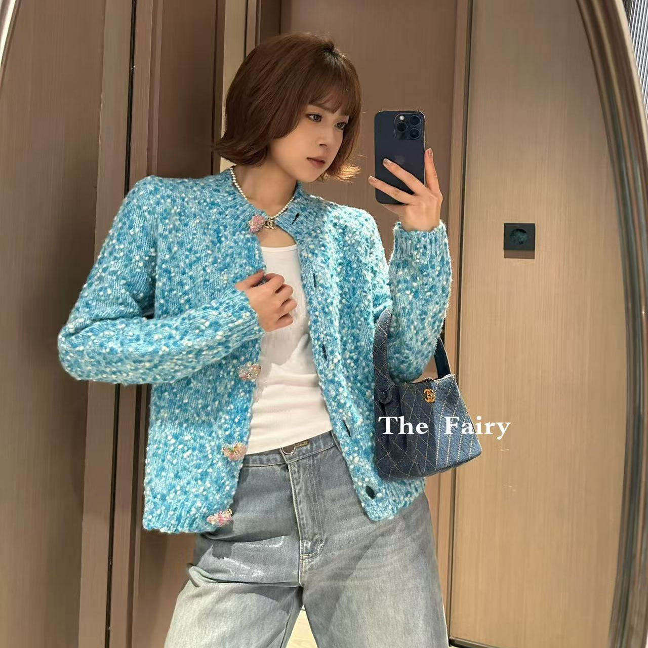 天蓝色重工扣子小香风外套女2025年冬季新款毛衣宽松休闲热销