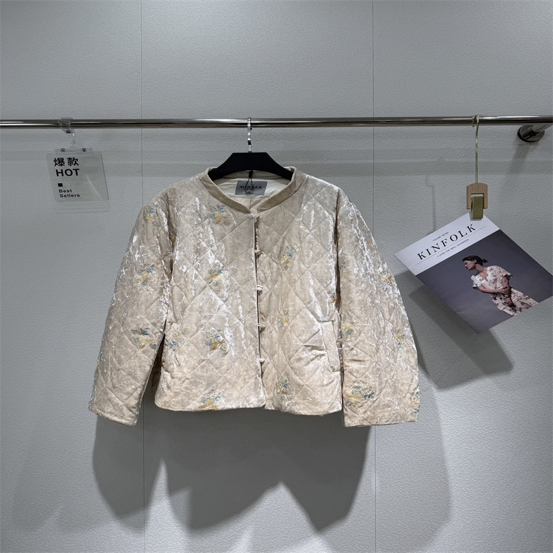 6145迷娜尔2026秋冬新款大码女装显瘦棉衣时尚棉服遮肉百搭丝绒