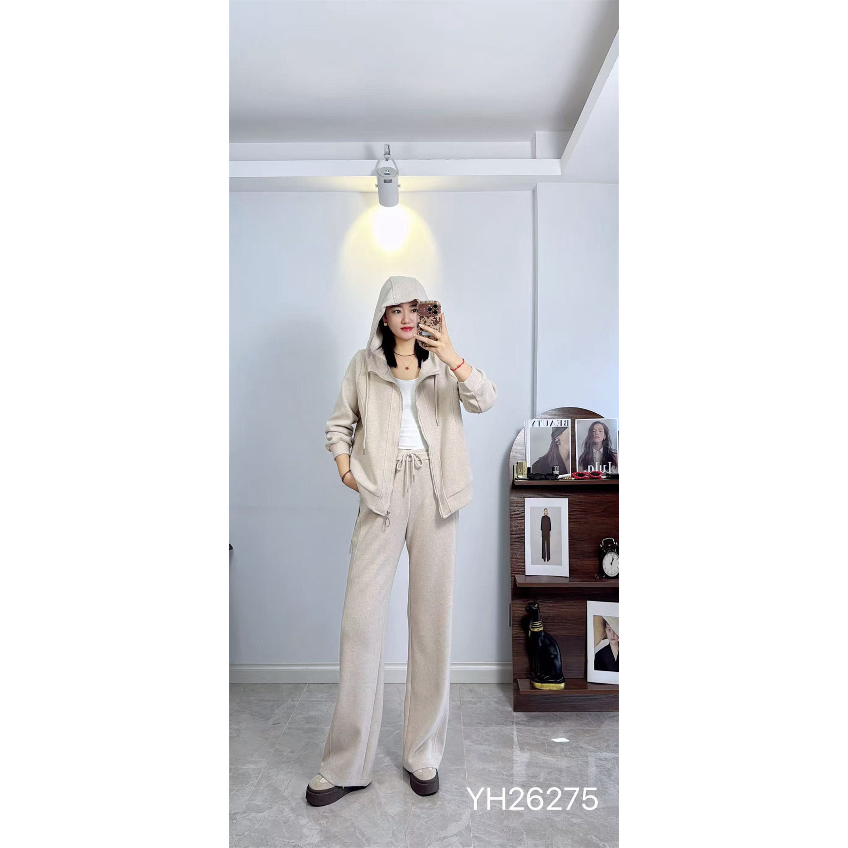 26275香港芸卉2026秋冬新款大码女装显瘦两件套装休闲外套+裤子