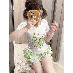 新款 甜美可爱小个子四叶草印花圆领T恤搭配绿格花边短裙裤 两件套