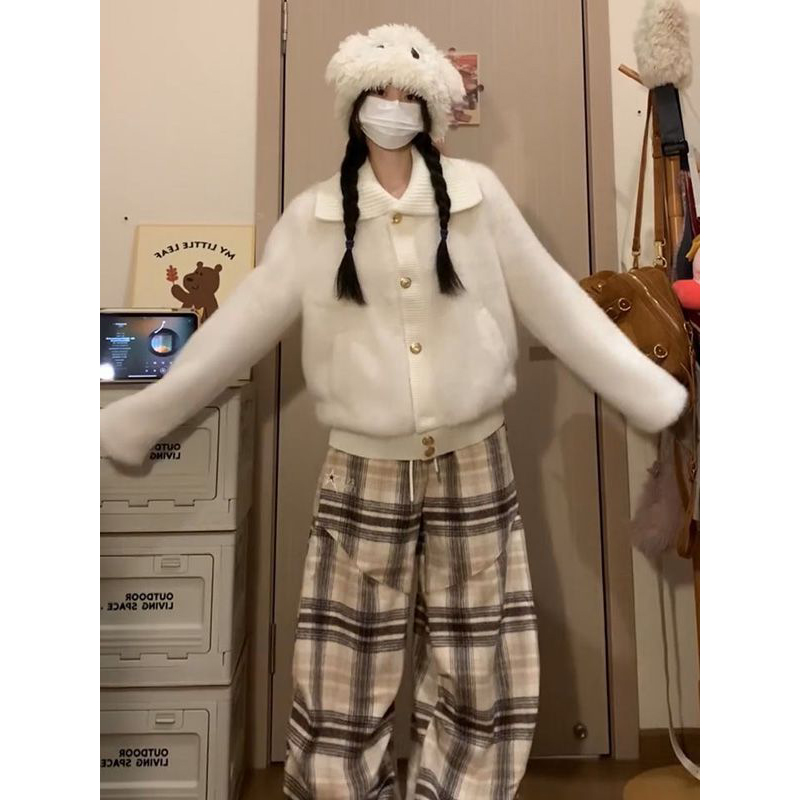 小香风休闲百搭软糯毛衣外套冬季新款宽松大翻领单排扣针织开衫女