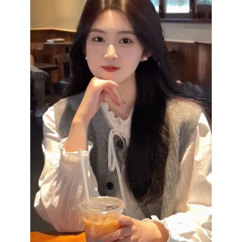 入秋穿搭一套装韩版气质简约灰色开衫马甲背心女长袖白色花边衬衫