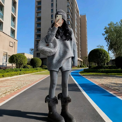 高街时尚复古风小个子慵懒风灰色连帽毛衣开衫女针织阔腿短裤套装
