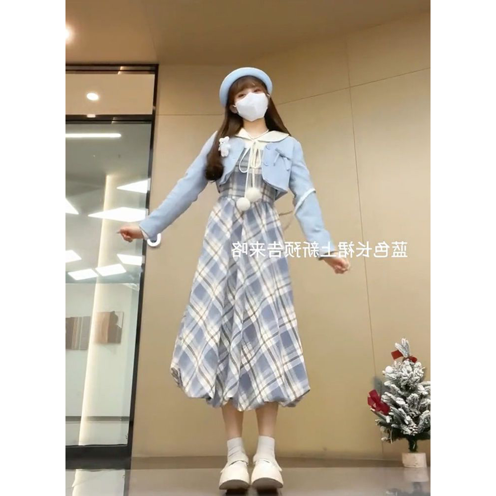 2025秋季温柔新款收腰显瘦娃娃领花苞裙时尚格纹拼接假两件连衣裙