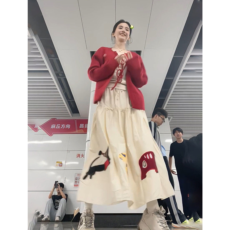 学院风温柔风红色绑带针织毛衣开衫外套女+卡通高腰半身裙两件套
