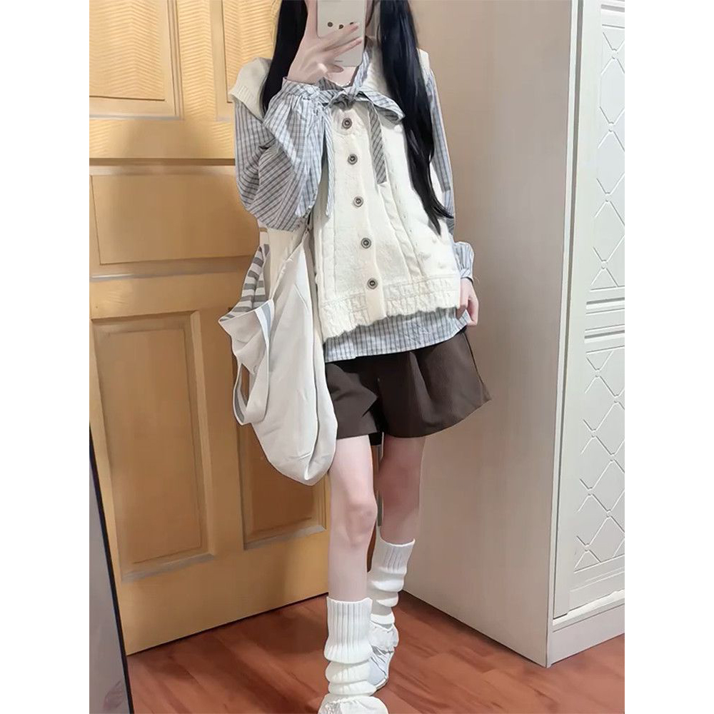 针织开衫马甲+系带格子长袖衬衫