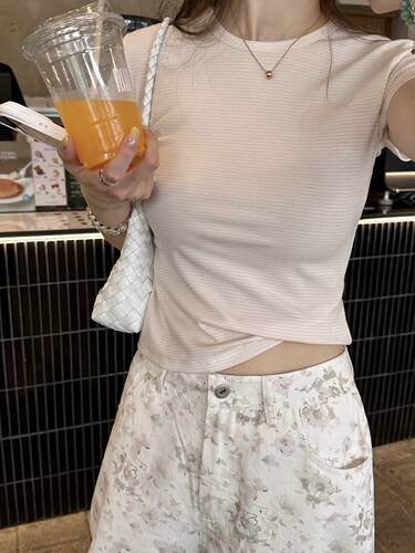 oker章壳儿正品～天丝条纹短袖t恤女夏季修身显瘦纯欲A743