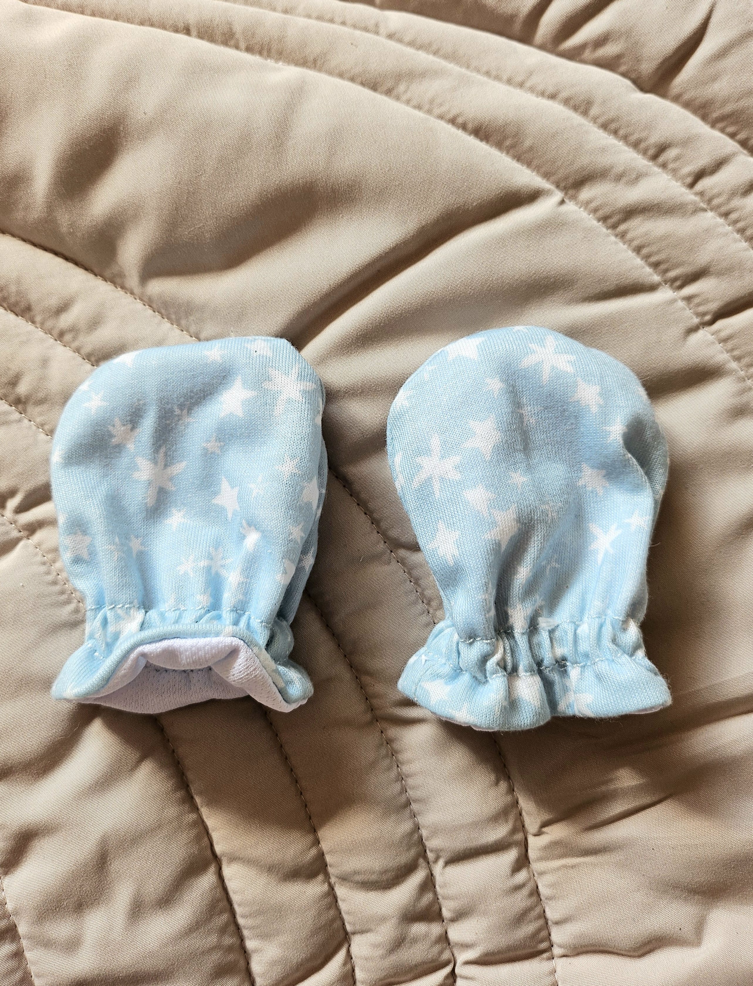 一元特价！新生儿防抓挠手套,模玩/动漫/周边/娃圈三坑/桌游,BJD娃衣,淘宝优惠券,粉丝福利购,淘宝优惠卷