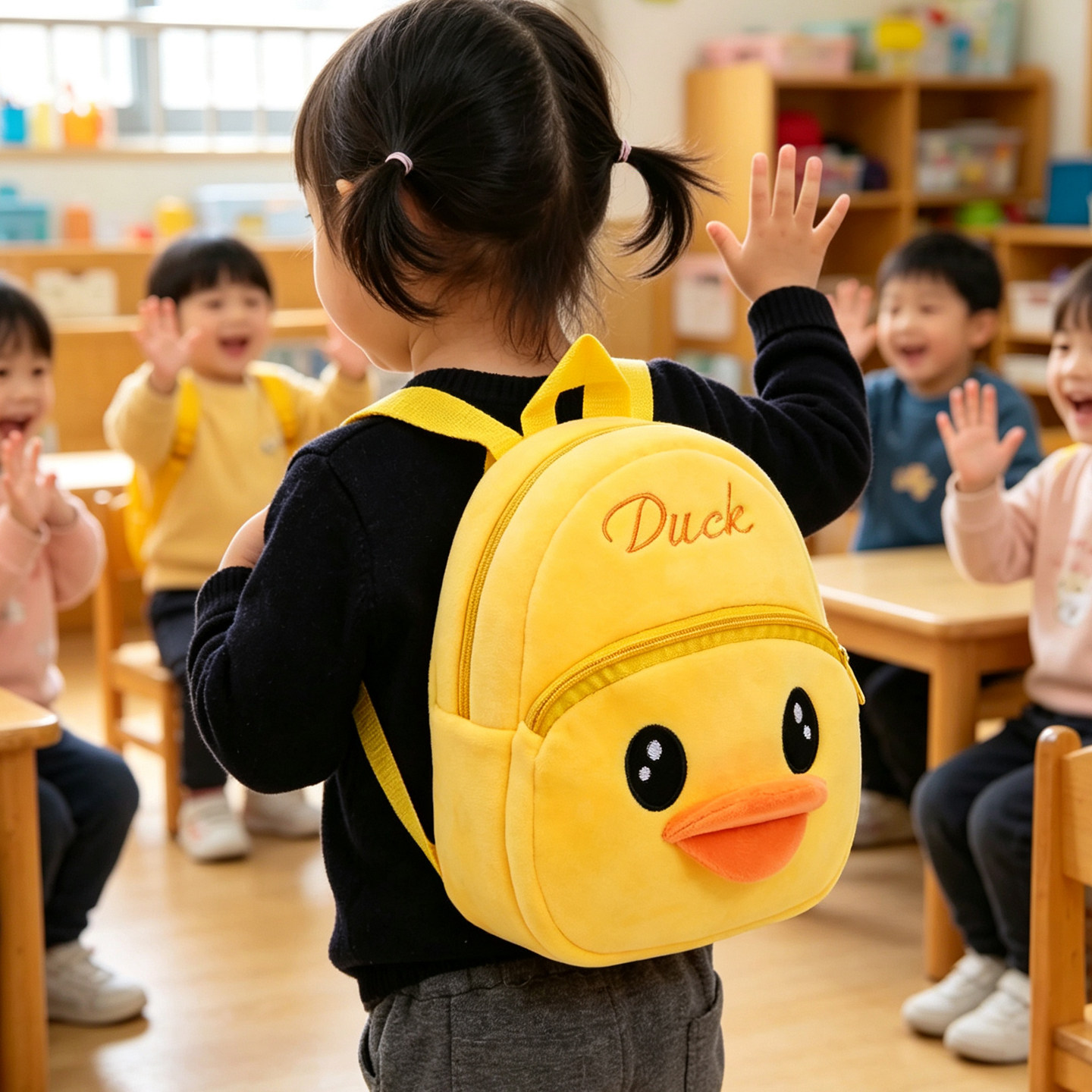 小黄鸭书包2儿童幼儿女孩可爱幼儿园宝宝迷你双肩包背包1一岁包包