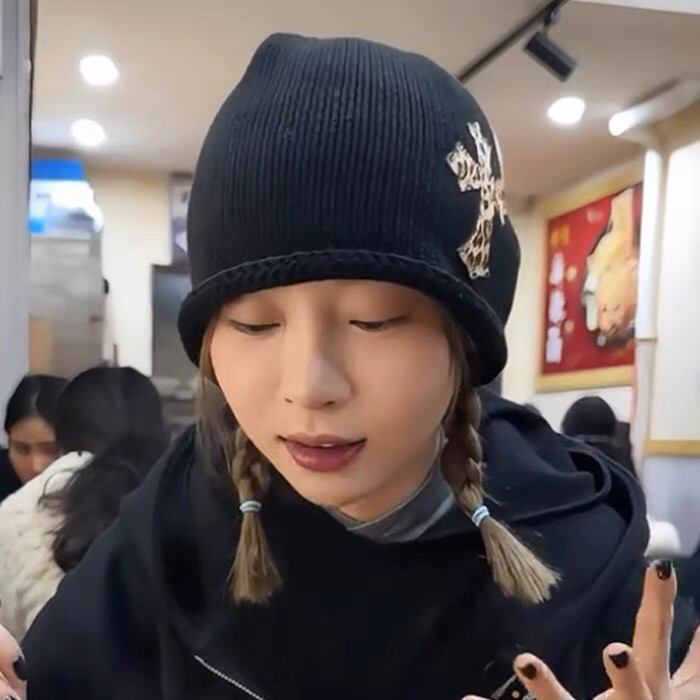 痞幼同款真皮豹纹十字架手工冷帽毛线帽保暖针织帽男女百搭卷边帽