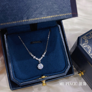 s999纯银闪钻水滴项链女轻奢小众高级感锁骨链送女友情人节礼物