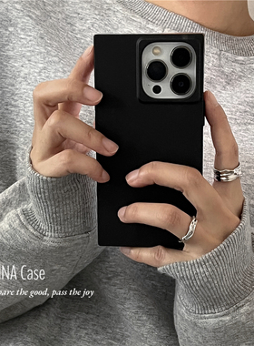ANNACASE高级感简约黑色哑光方形适用于iphone17promax苹果17手机壳16新款15pro硅胶16promax防摔保护套14软