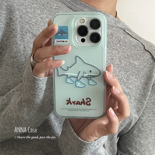 ANNACASEins透蓝可爱线条小鲨鱼适用苹果17promax手机壳iphone14小众15pro新款 16全包软壳16promax防摔保护套