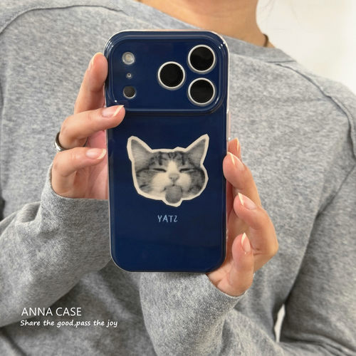 可爱搞怪像素深蓝色小猫手机壳