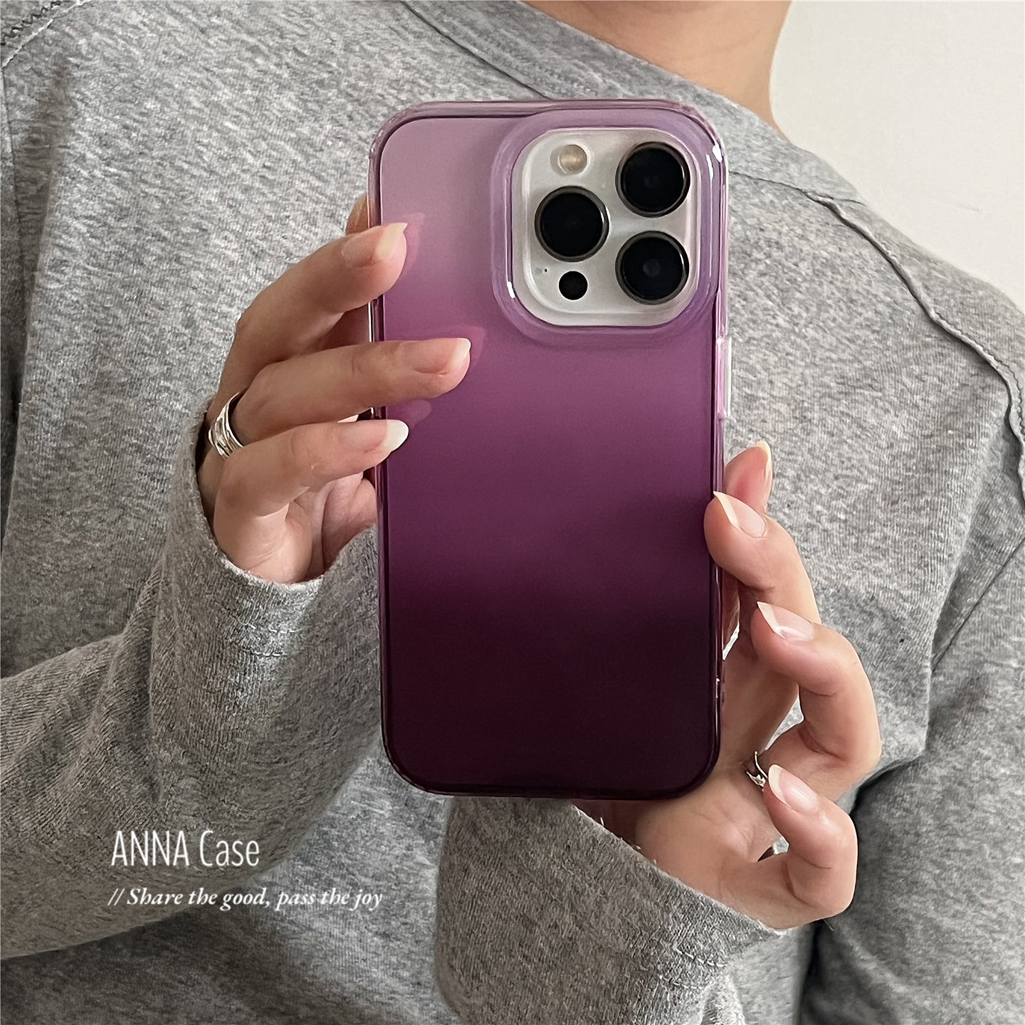 高级感渐变葡萄气泡紫苹果手机壳