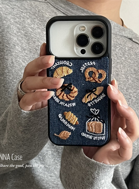 ANNACASE可爱牛仔蓝刺绣牛角面包手机壳适用iphone17promax苹果14小众17pro新款15pro软16Promax防摔保护套16