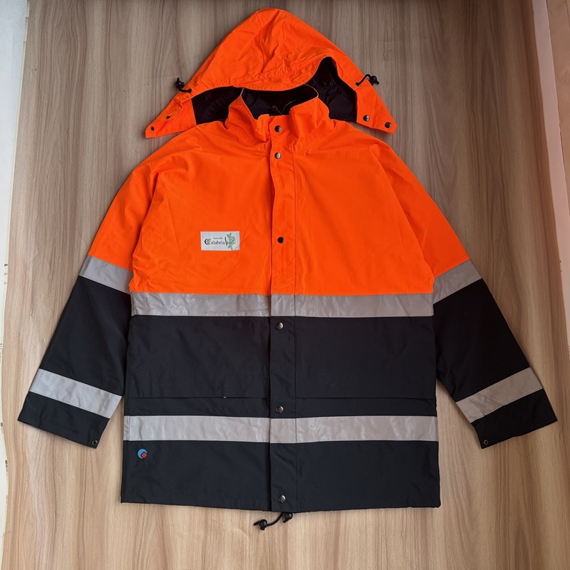 外单大码男士冲锋衣外套 春秋季户外防风连帽反光条中长款风衣,男装,夹克,淘宝优惠券,粉丝福利购,淘宝优惠卷