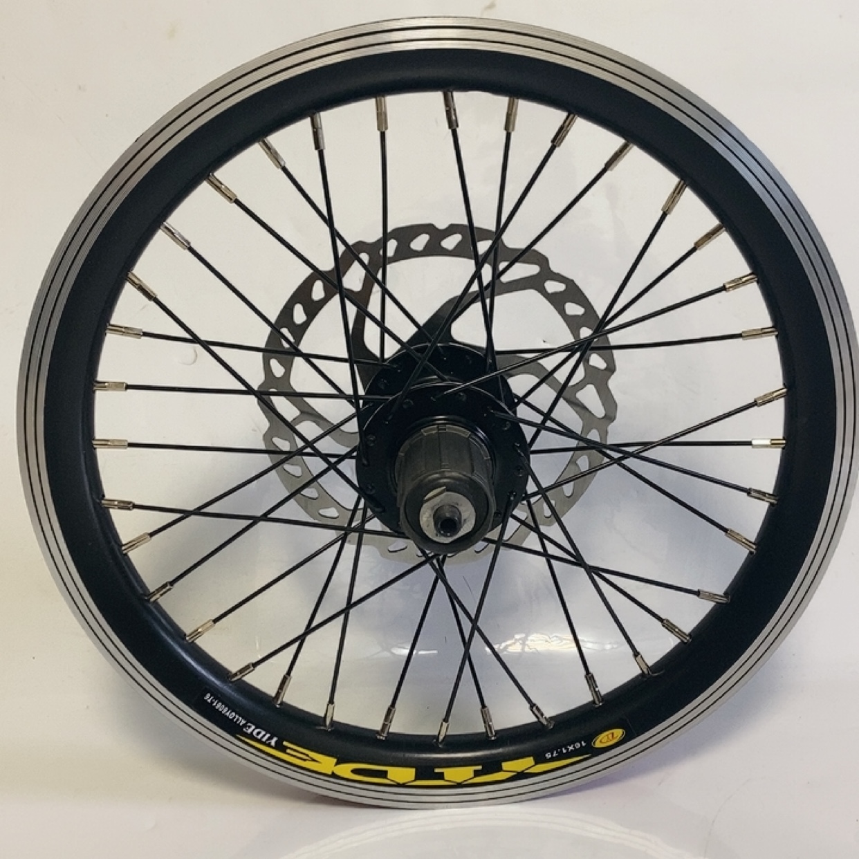 16寸305开档130-135双层36孔铝合金车圈台产辐条7-10速碟刹后轮组