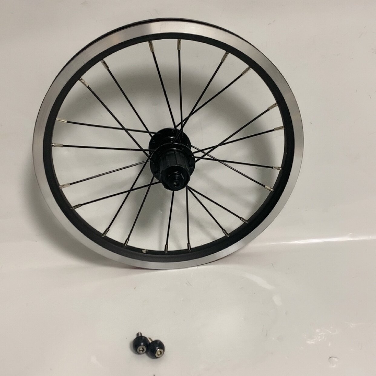 16寸305开档118-120-130铝合金车圈加粗辐条789速对锁卡飞后轮组