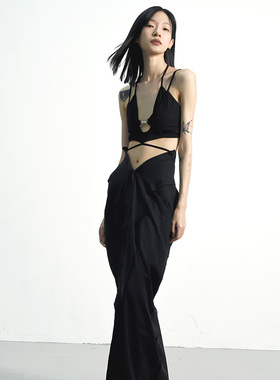 川故纵 【朱顏難改】 原创设计红色半身裙女2026年春不规则长裙