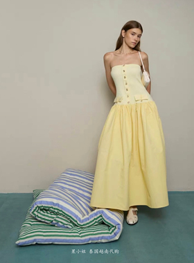 泰国代购 Pleased正品 法式度假抹胸排扣大裙摆连衣裙