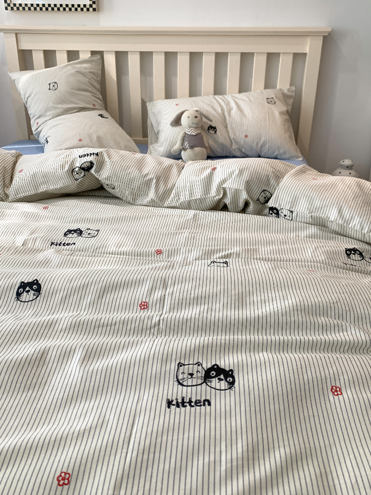 可爱黑白猫咪儿童房卡通全棉纯棉家纺三件套学生宿舍公寓四件套,床上用品,床品套件/四件套/多件套,淘宝优惠券,粉丝福利购,淘宝优惠卷