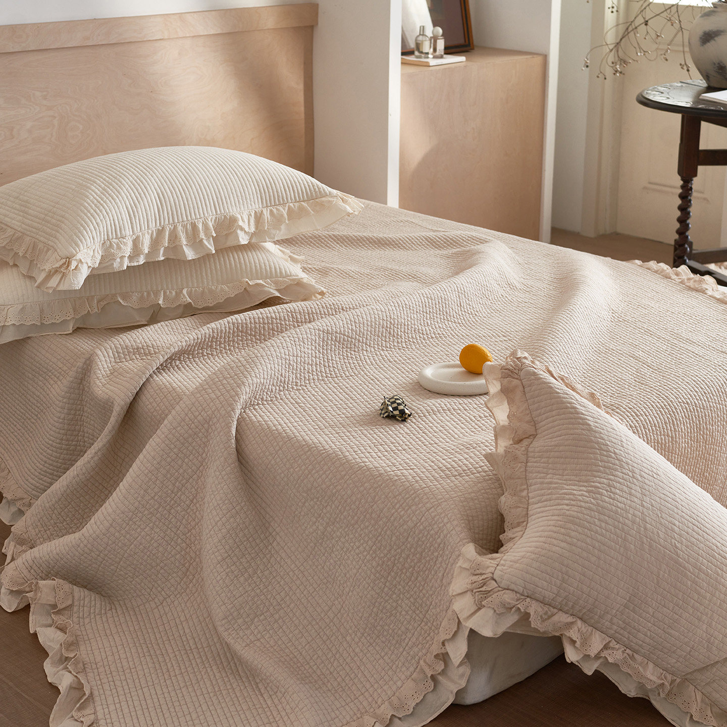 韩式双面全棉砂洗床盖三件套纯棉花边款纯色绗缝夹棉床单件四季用,床上用品,床盖,淘宝优惠券,粉丝福利购,淘宝优惠卷