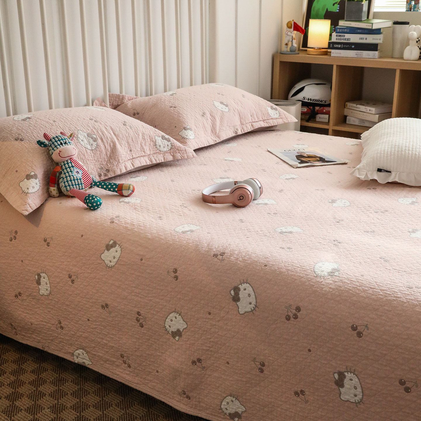 卡通四层纱布床盖单件四季通用双人防滑加厚不移位床单三件套1.8m