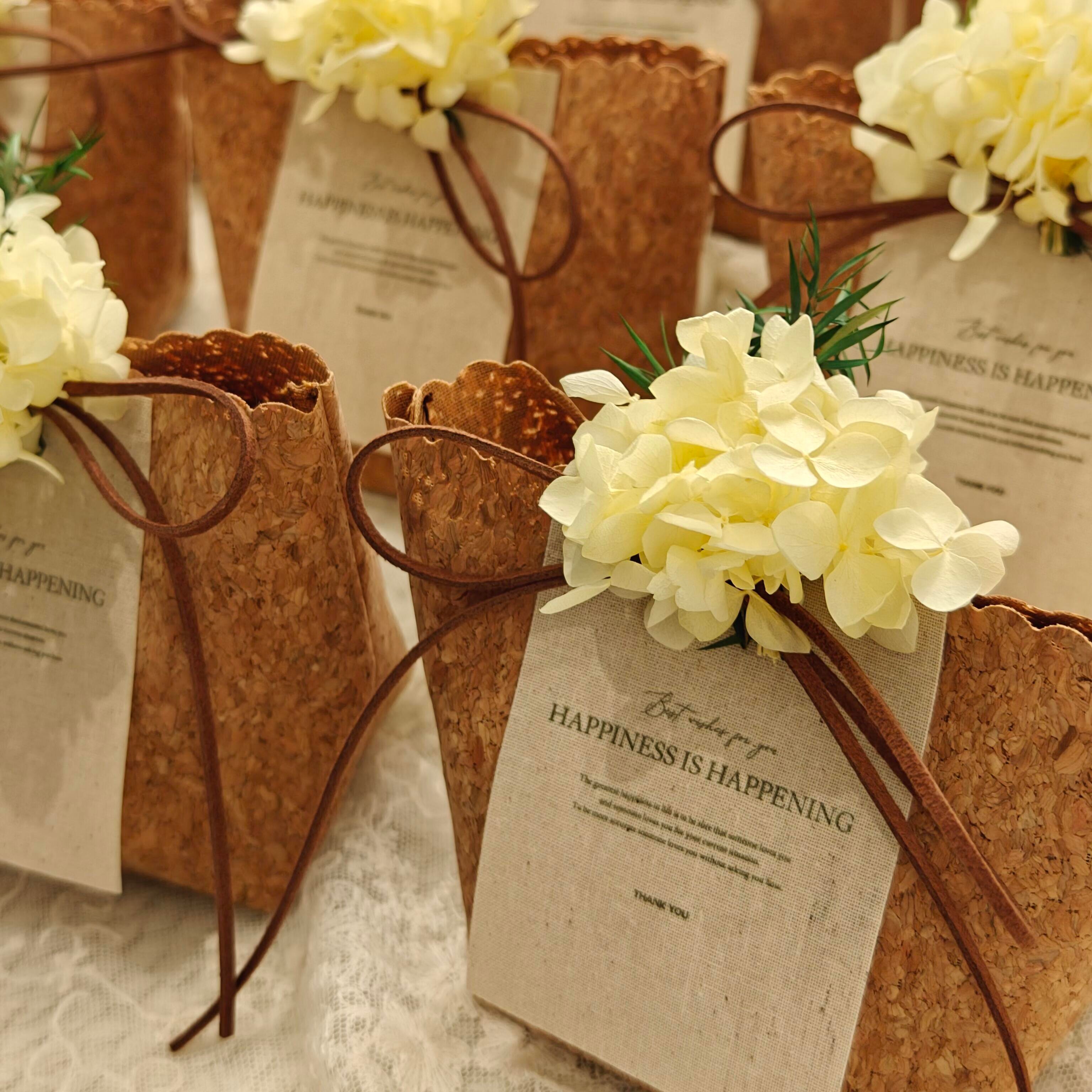 定制原创手绘繁花森系喜糖袋伴手礼袋结婚喜糖盒伴手礼婚礼糖果袋