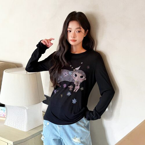 长发女孩图案印花长袖T恤女