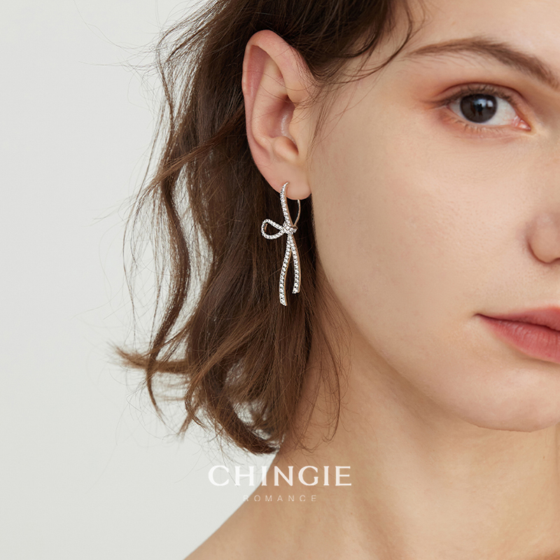 青芥法式银色蝴蝶结耳环简约高级感镶钻耳夹无耳洞蚊香盘流苏耳饰,饰品/流行首饰/时尚饰品新,耳夹,淘宝优惠券,粉丝福利购,淘宝优惠卷