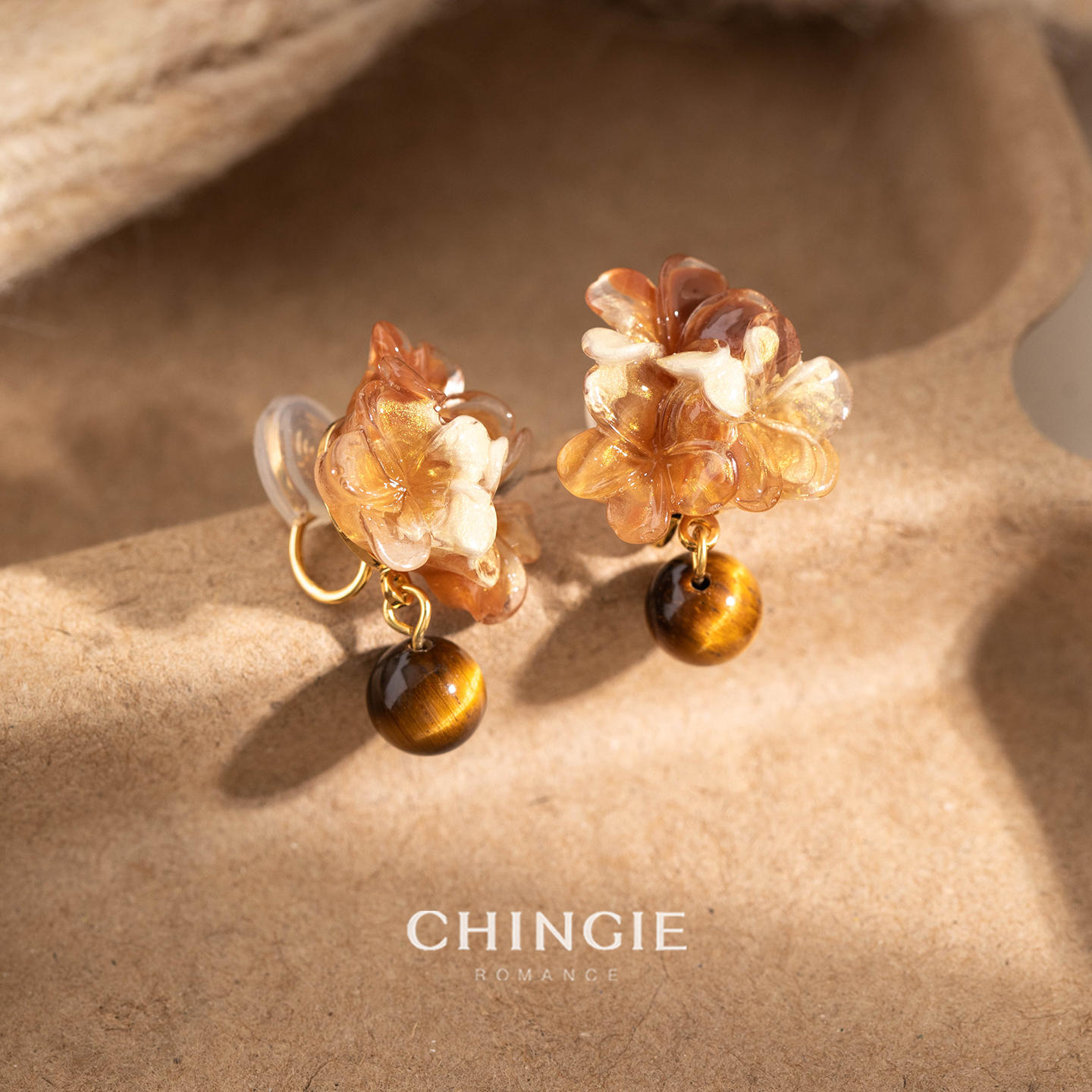 秋冬复古咖色晕染花朵虎眼石耳环