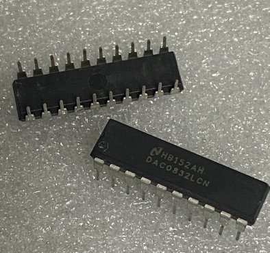 DAC0832 DAC0832LCN 直插DIP-20 数模转换器 原装进口包质量